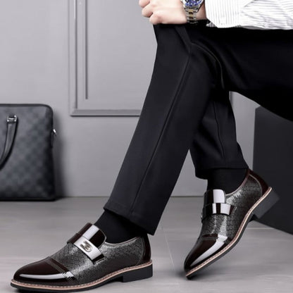 Chaussure sur mesure en cuir et caoutchouc
