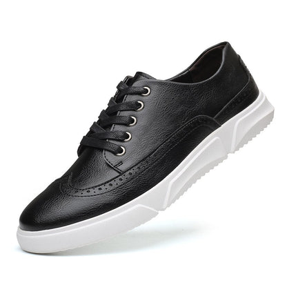 Chaussures décontractées de différentes couleurs