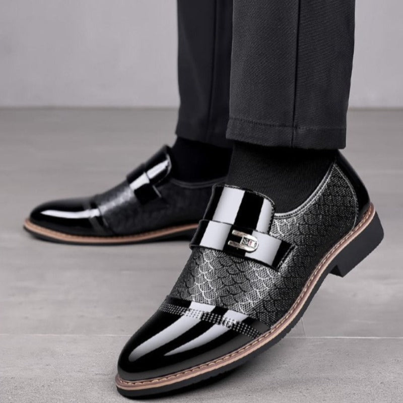 Chaussure sur mesure en cuir et caoutchouc