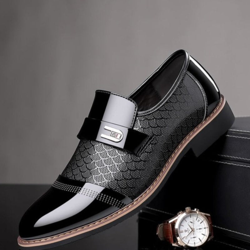 Chaussure sur mesure en cuir et caoutchouc