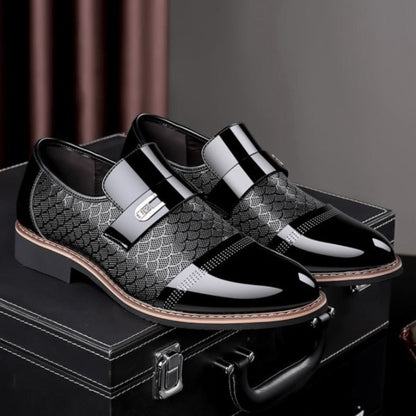Chaussure sur mesure en cuir et caoutchouc