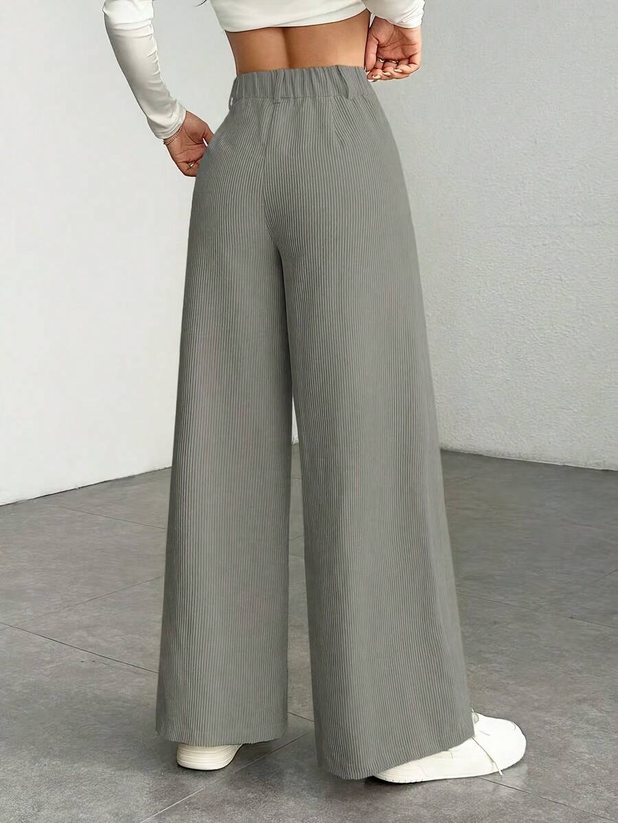 Women's Fine-Cord Wide-Leg Trousers with Flap Pockets