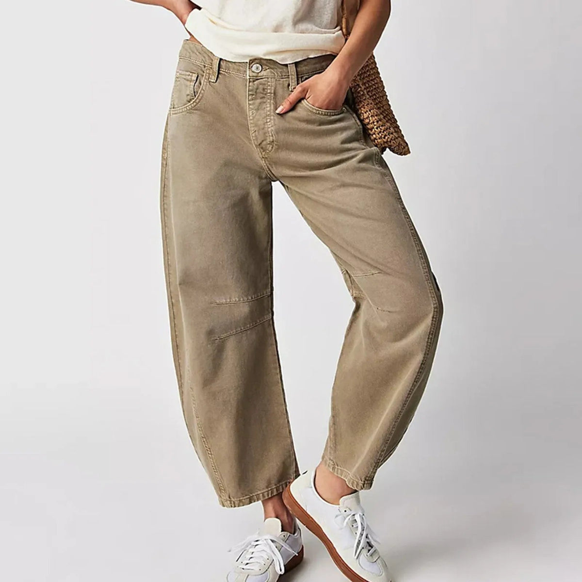 Women's Mid-Rise Barrel-Leg Jeans