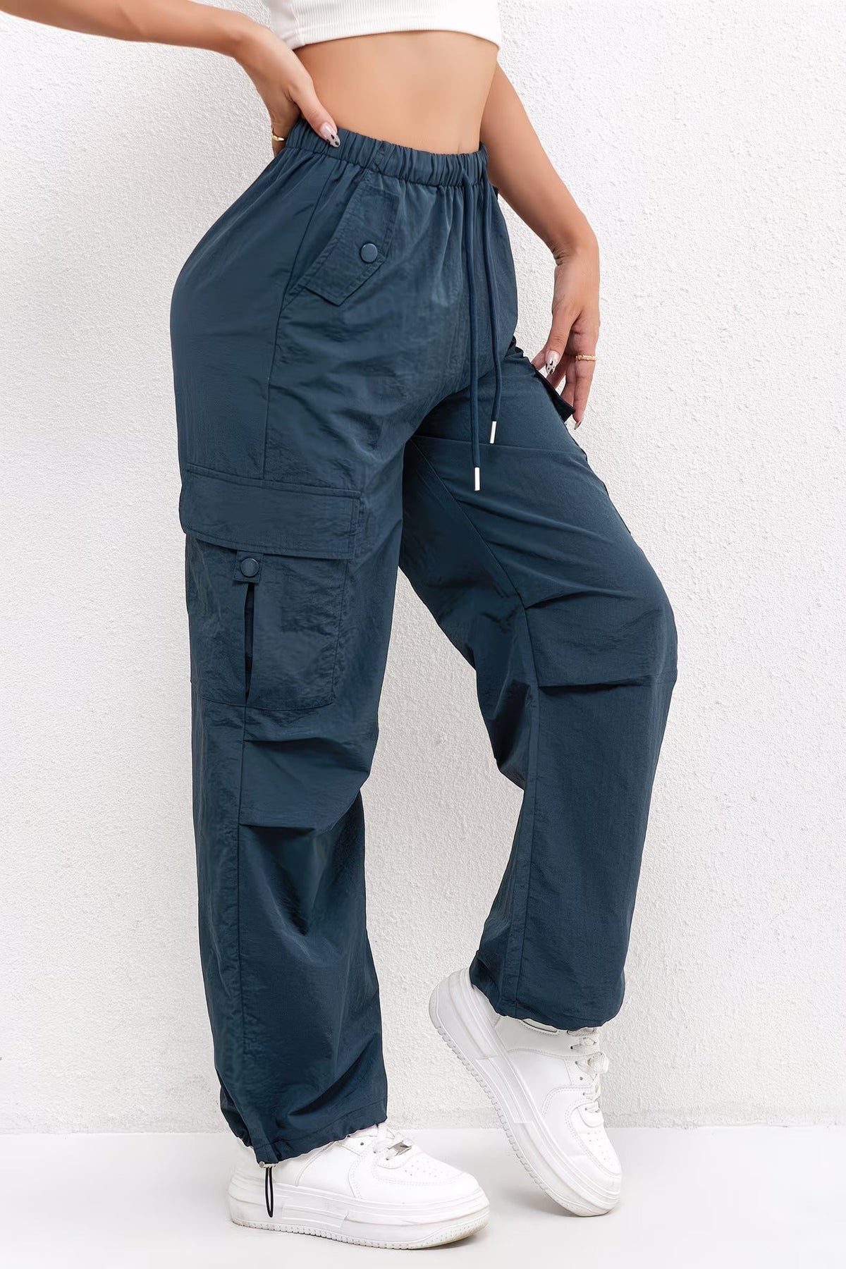 Women's Relaxed Cargo Trousers with Drawstring Hem