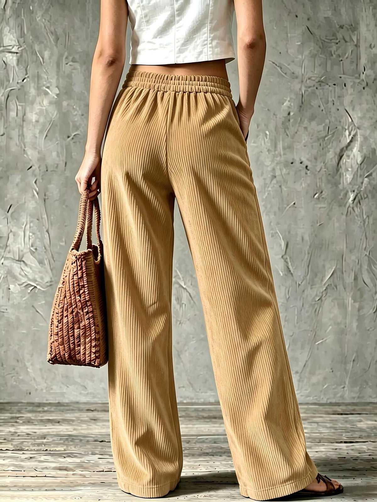 Women's Relaxed Wide-Leg Corduroy Trousers with Patch Pockets