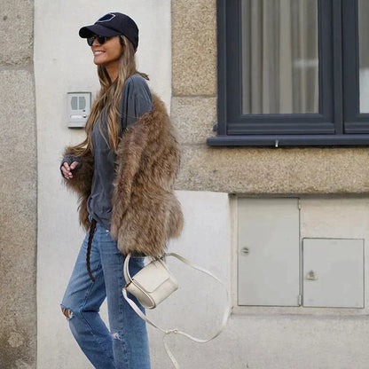 Women's Oversized Plush Faux Fur Coat