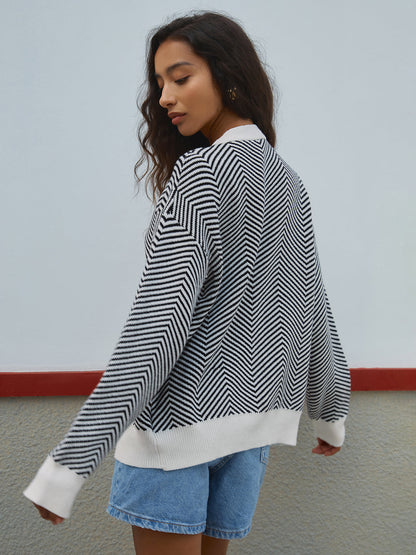 Women's Chevron Stripe V-Neck Button-Up Cardigan
