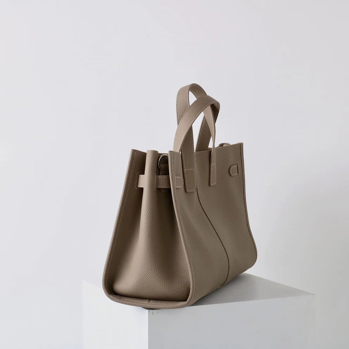 Bonnet Leather Tote Bag