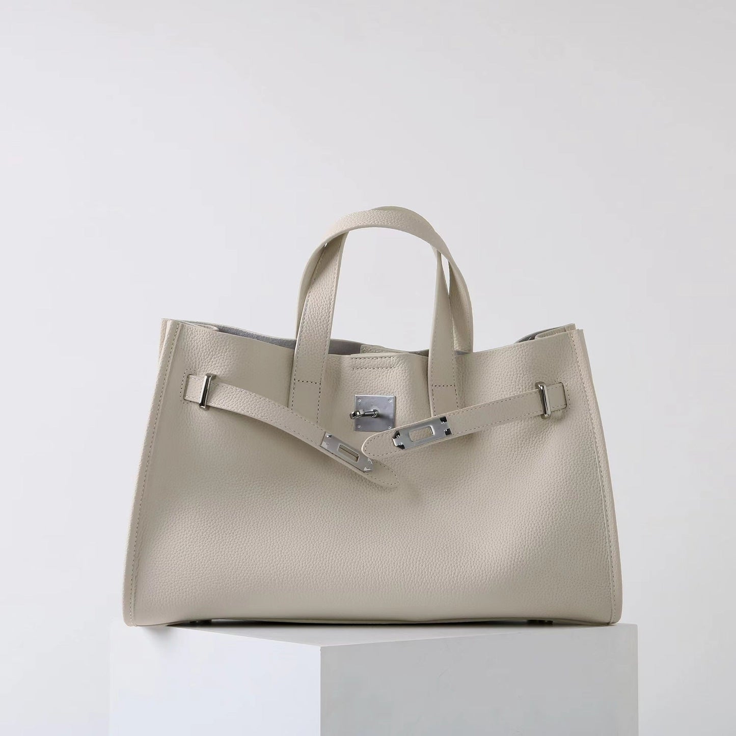 Bonnet Leather Tote Bag