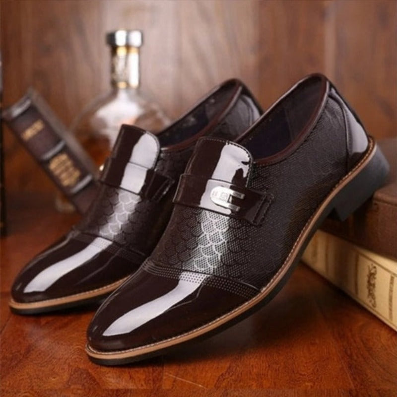 Chaussure sur mesure en cuir et caoutchouc