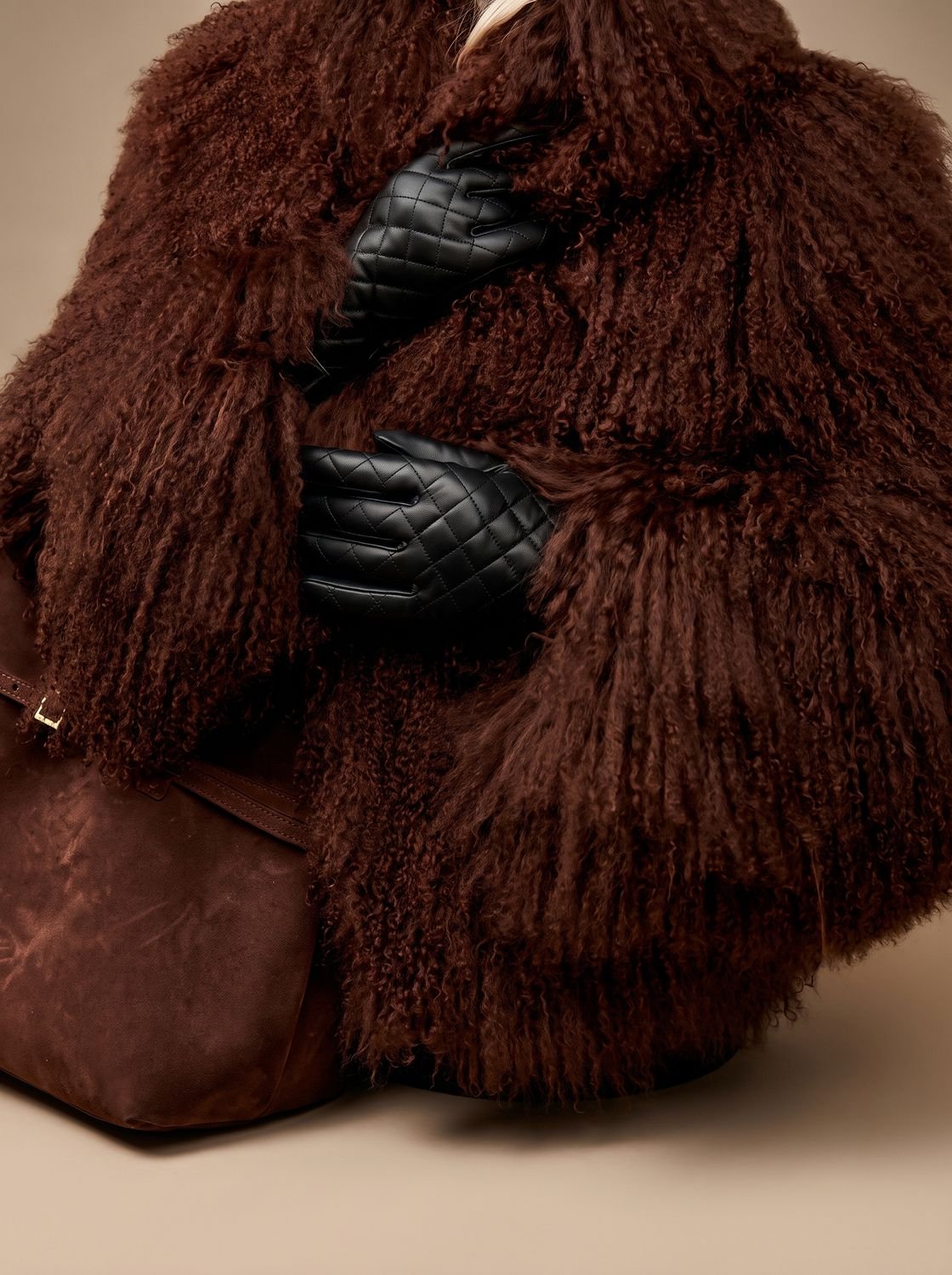 Women's Oversized Shaggy Faux Fur Winter Coat