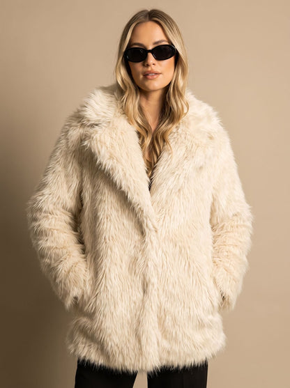 Women's Oversized Shaggy Faux Fur Winter Coat