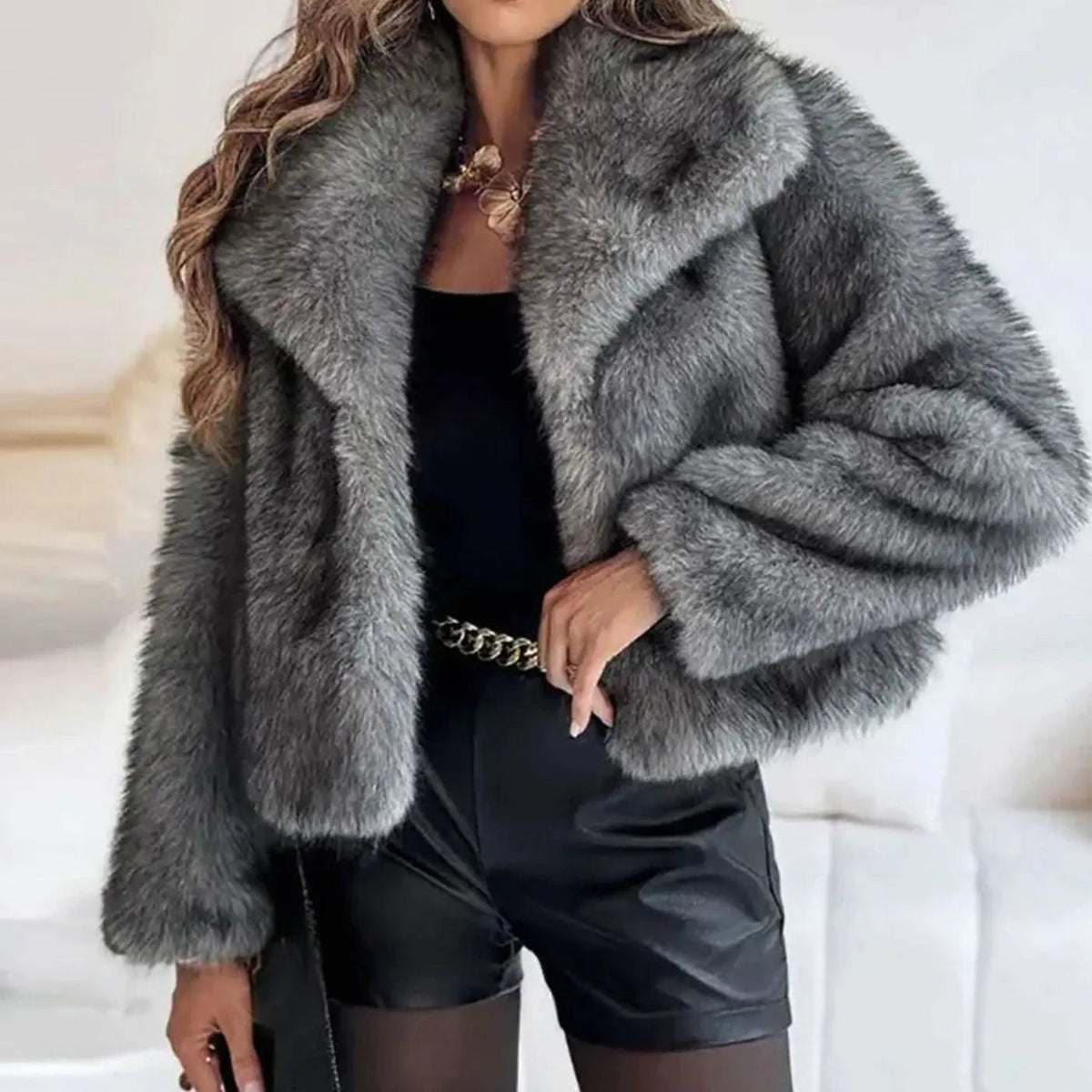 Women's Cropped Faux Fur Jacket