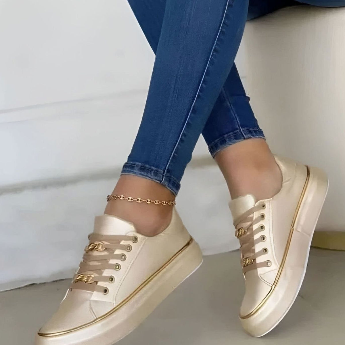 Women's Orthopaedic Gold-Accent Platform Trainers with Chain Laces