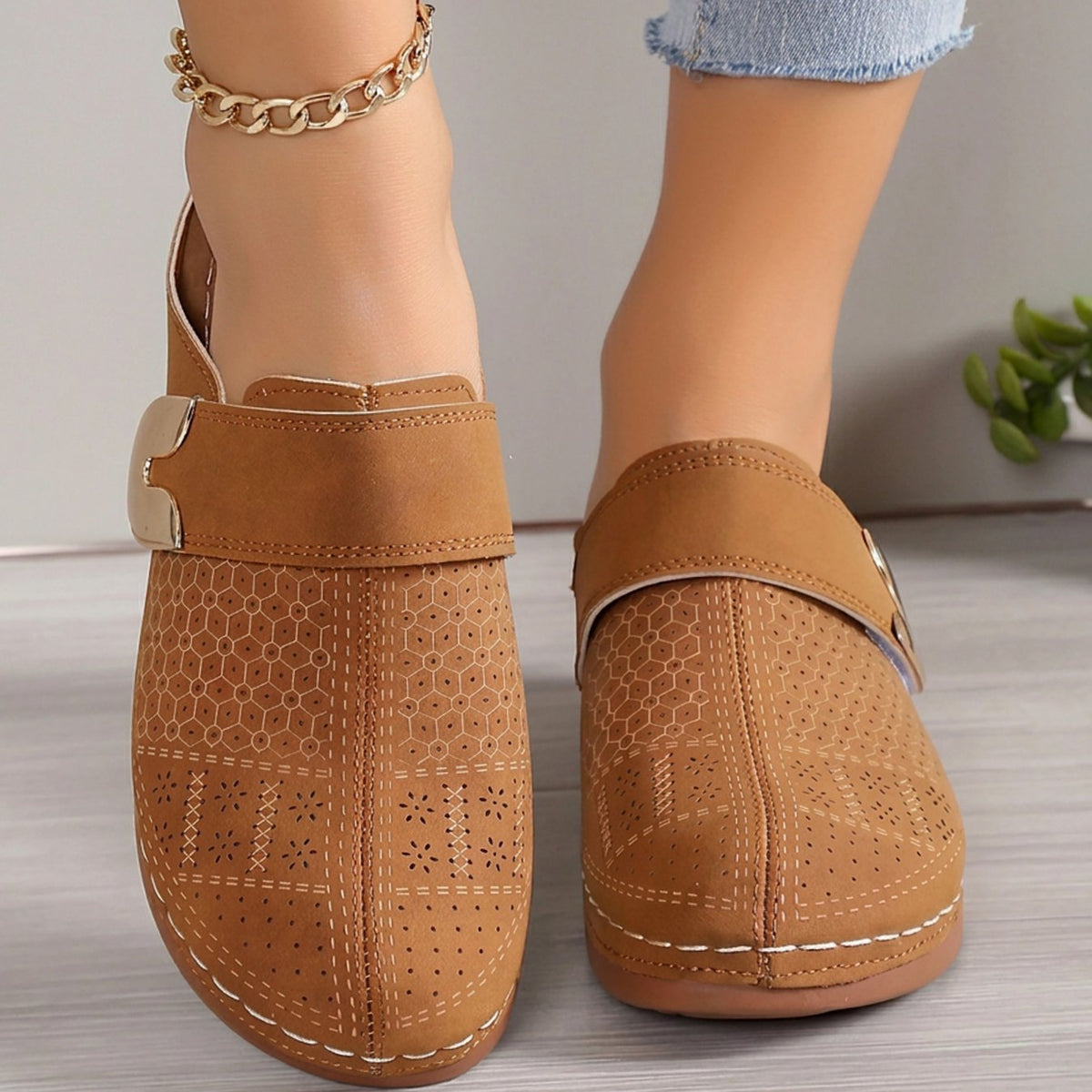Women's Orthopaedic Hook-and-Loop Mule Slippers