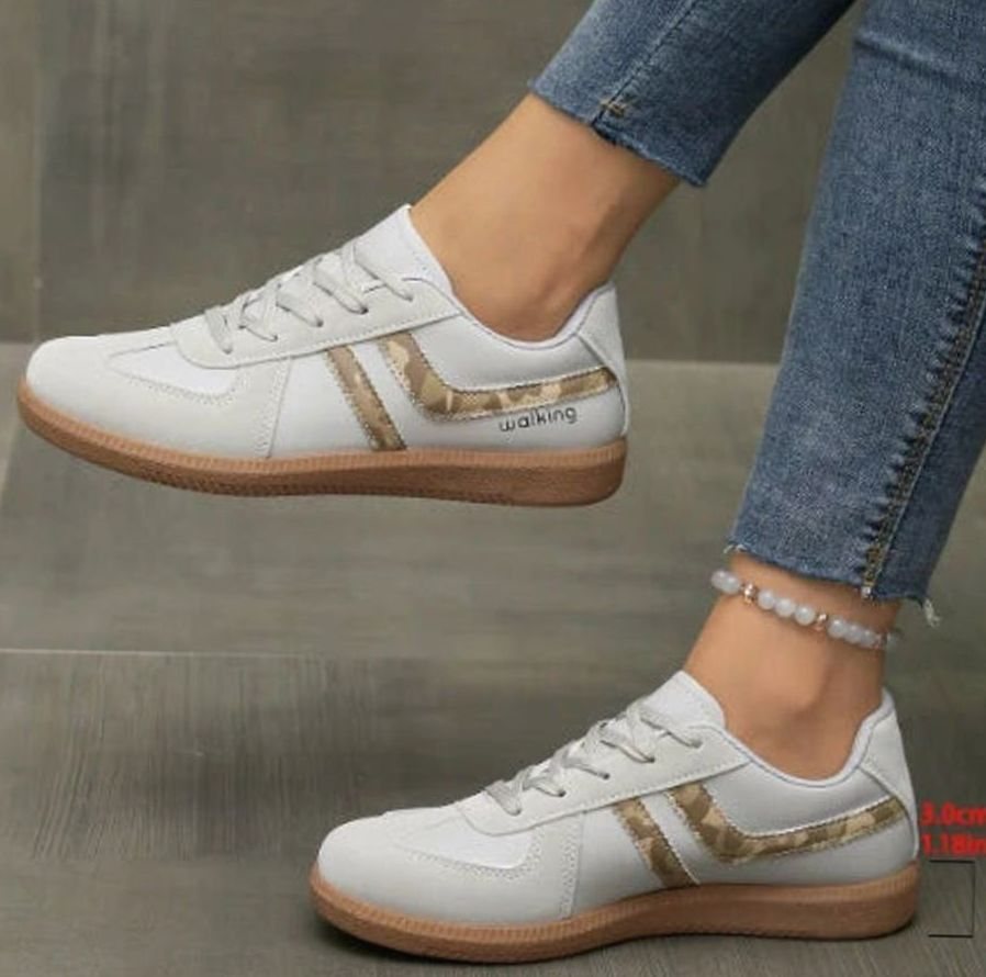 Women's Orthopaedic Wide Toe Box Lace-Up Trainers