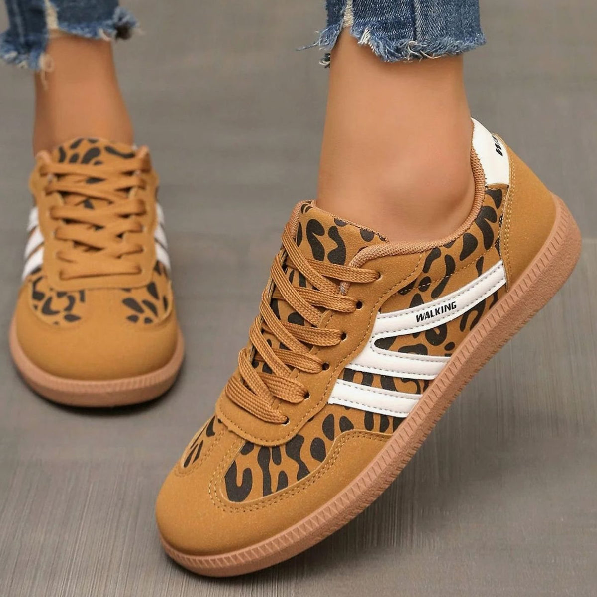 Women's Orthopaedic Wide Toe Box Lace-Up Trainers