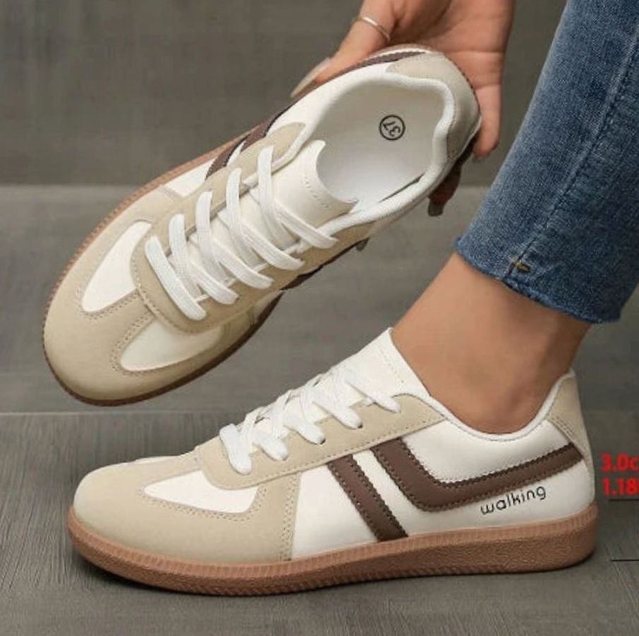 Women's Orthopaedic Wide Toe Box Lace-Up Trainers